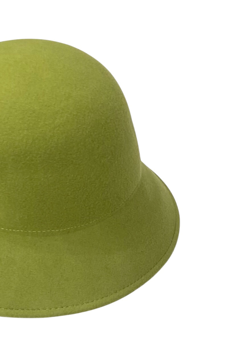 CLOCHE