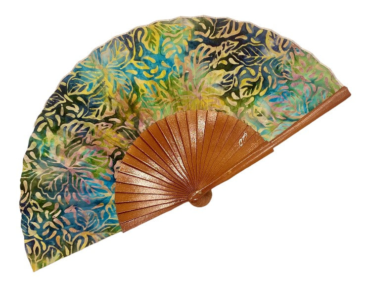 Abanico de madera de abedul con tela pintada