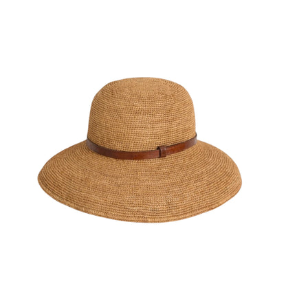 WIDE-BRIM RAFFIA HAT WITH A LEATHER BAND