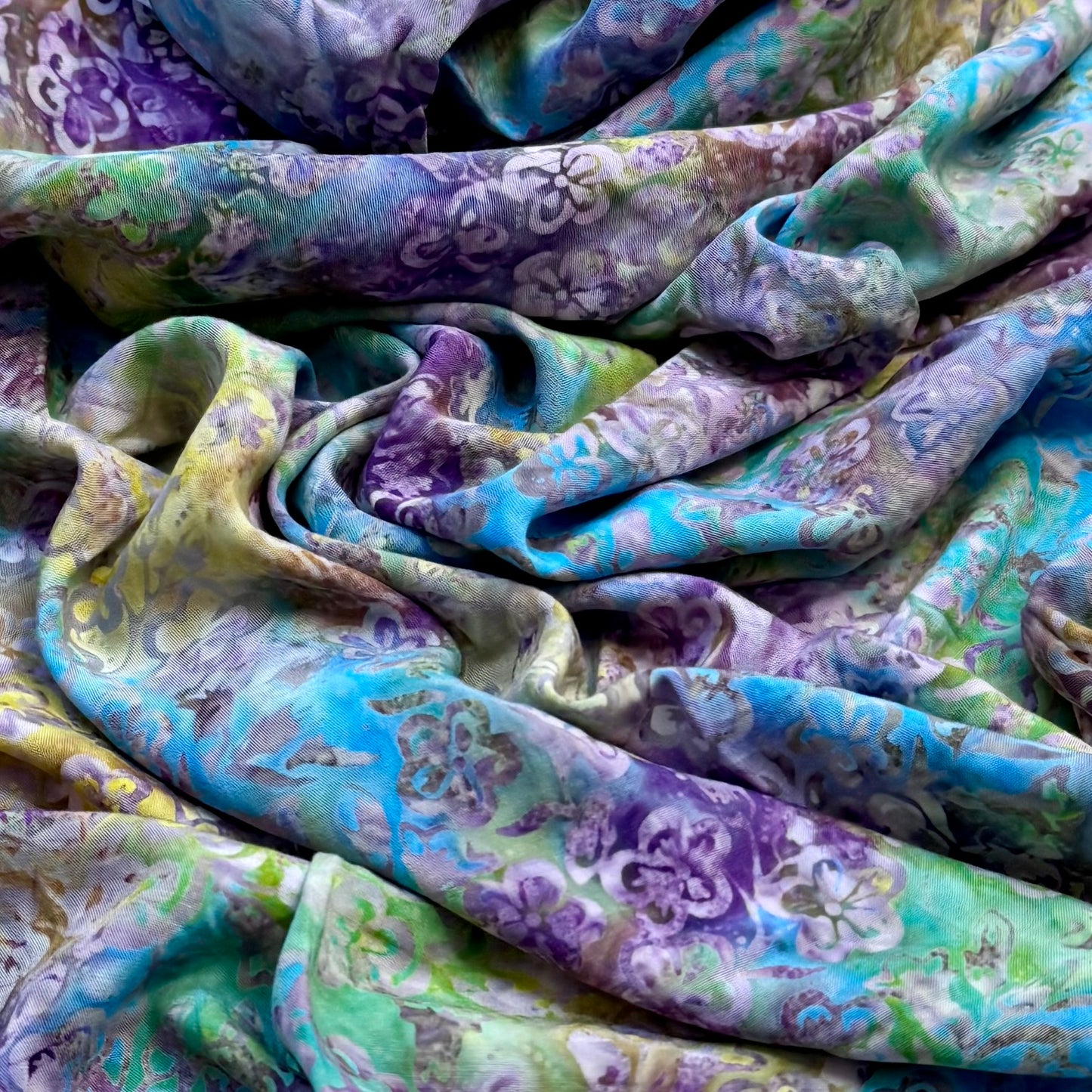 BATIK SHAWL