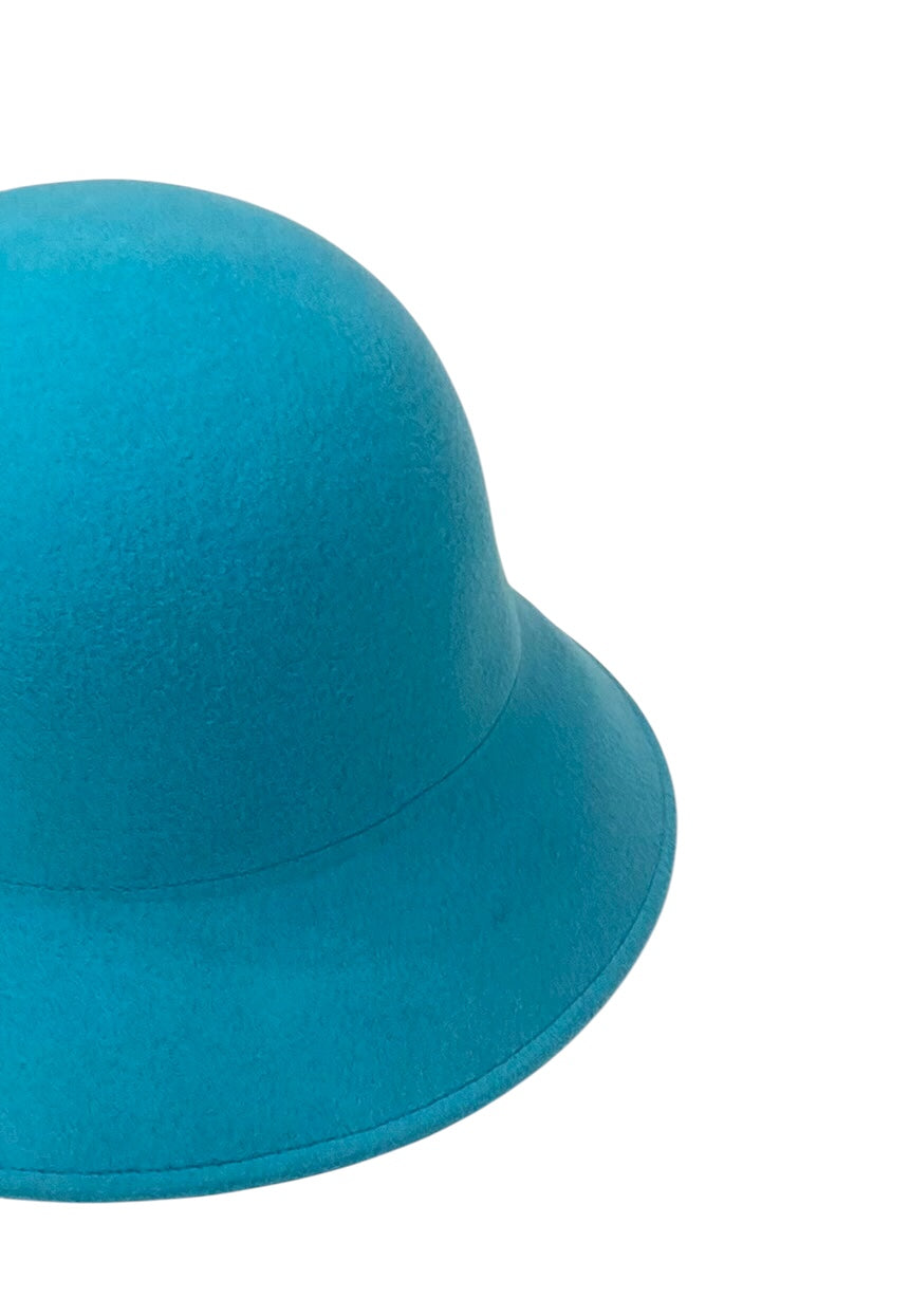 CLOCHE