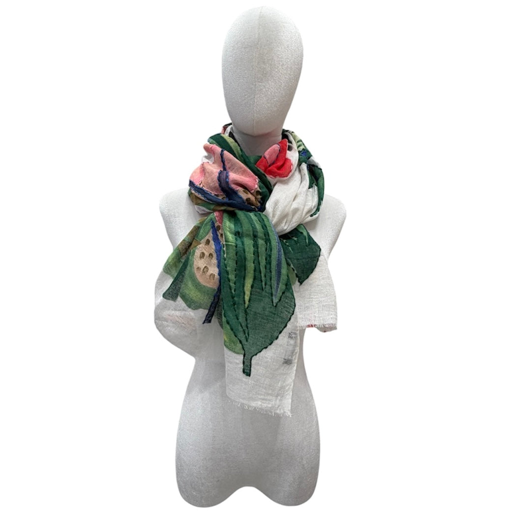 HAND-EMBROIDERED & HAND-PAINTED LINEN