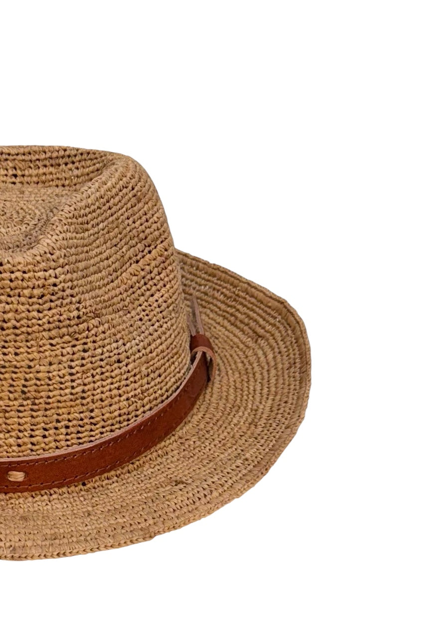 RAFFIA TRILBY HAT WITH LEATHER BAND